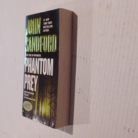 $4 Add-on "Phantom Prey" by John Sandford - Paperback Novel - Picture 5 of 7